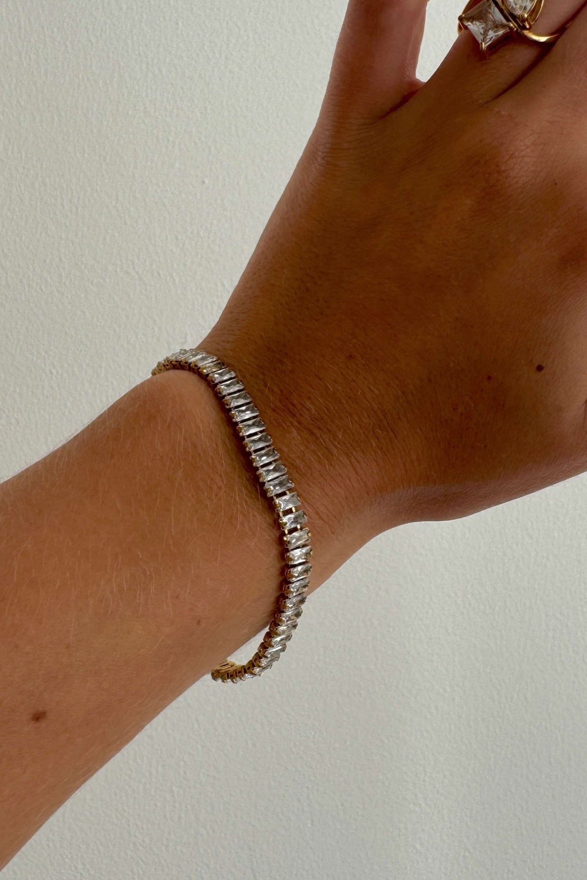 ZEYA - Baguette Tennis Bracelet