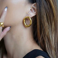 Delilah Round Circle Earrings