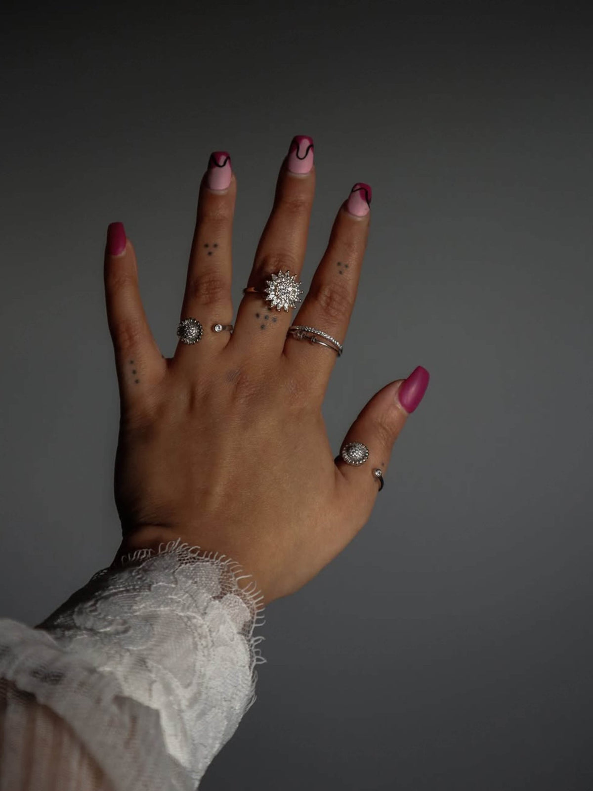ZEYA - Flower Spinner Ring