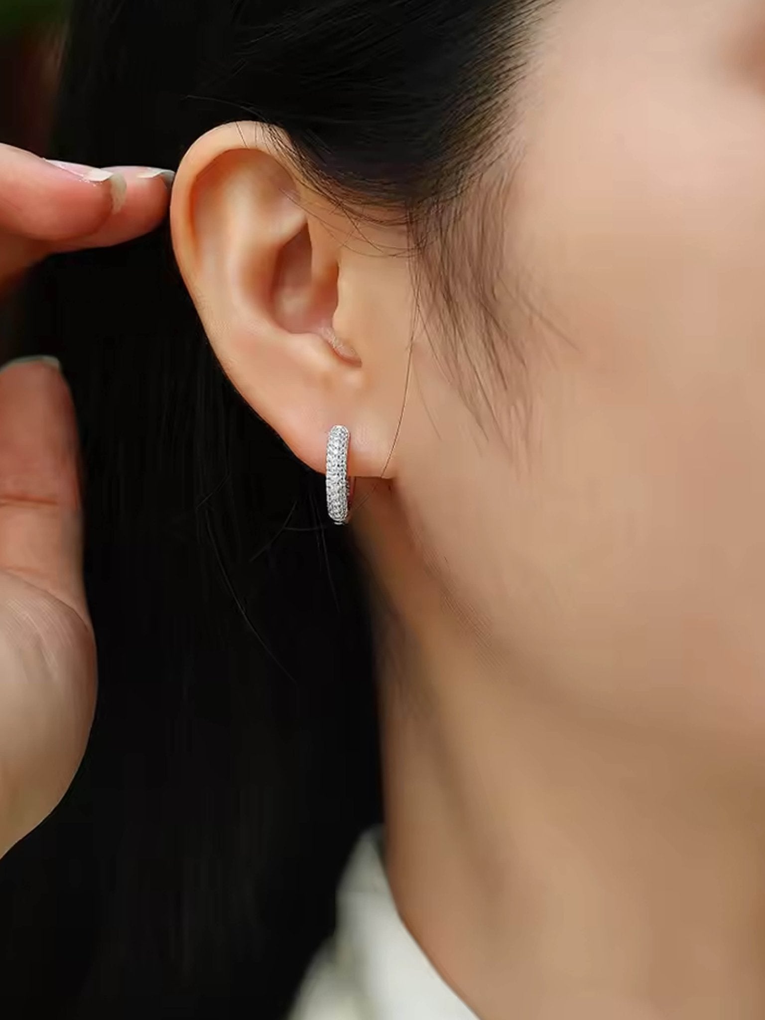 ZEYA - Juliette - Earrings with Zirconia Stones, Minimalist Hoop Design for Women